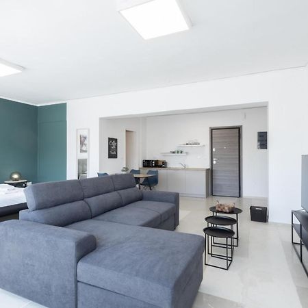 Hip And Fun Apt B Atena Exterior foto